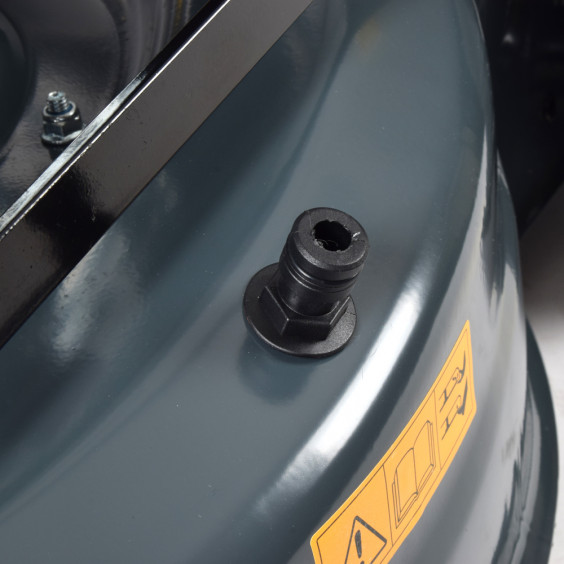 Tondeuse Thermique Tractée 4 en 1 Moteur Yamaha 4,5CV 174 cm³ STEINER