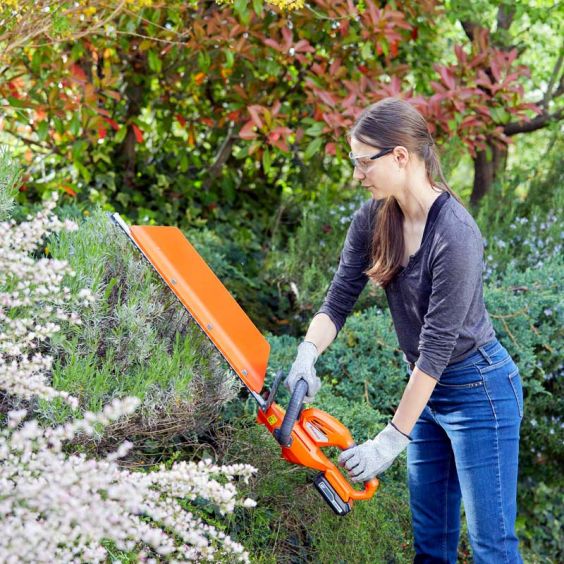 Taille Haie Sans Fil 550mm 18V Li-ion Korman Garden